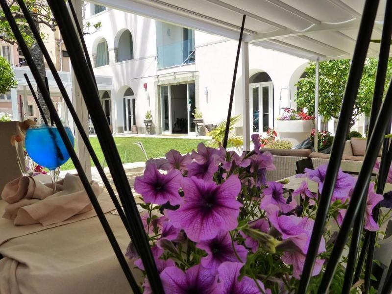 Il Piccolo Giardino Gh ***Superior Ξενοδοχείο Ταορμίνα Εξωτερικό φωτογραφία